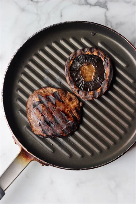balsamic-grilled-portobello-mushrooms-alternative-dish image