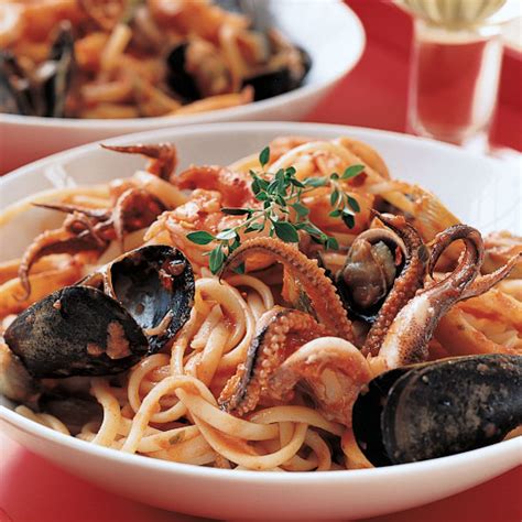 linguine-with-seafood-sauce-food-wine image