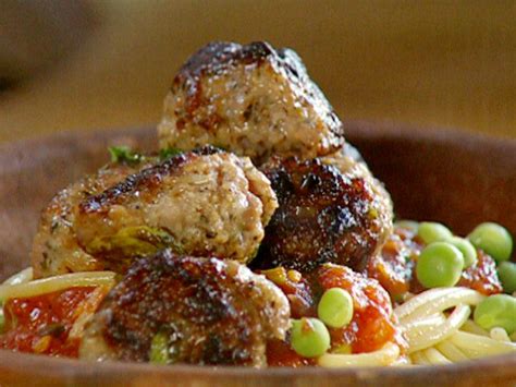 quick-sausage-meatballs-with-a-tomato-and image