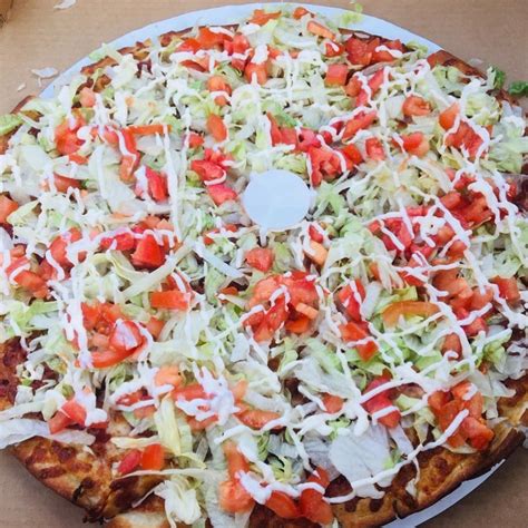 shaddocks-pizza-home-facebook image