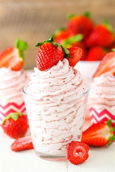 strawberry-whipped-cream-recipe-2-ways-life image