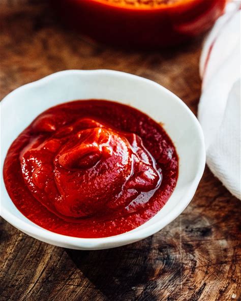 homemade-ketchup-recipe-best-flavor-a-couple image