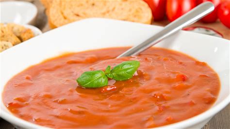 slow-cooking-lazy-soup-roasted-tomato-and image