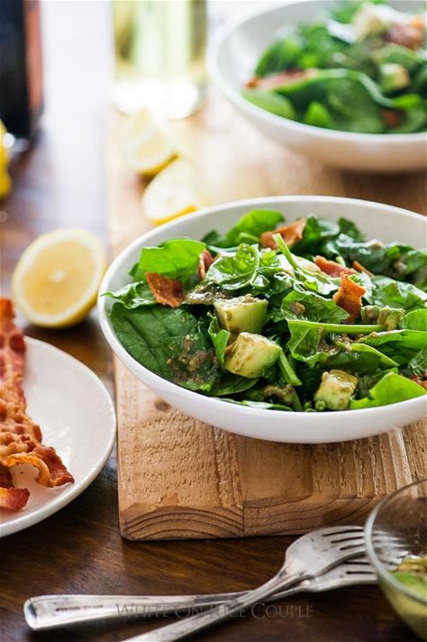 spinach-salad-with-bacon-and-avocado-dressing image