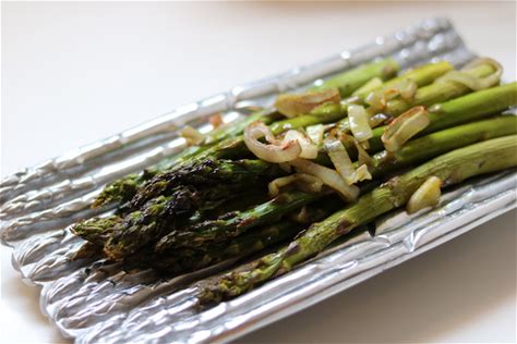 truffle-roasted-asparagus-with-shallots-nutritious image