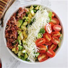 quick-and-easy-blt-salad-recipe-laura-fuentes image