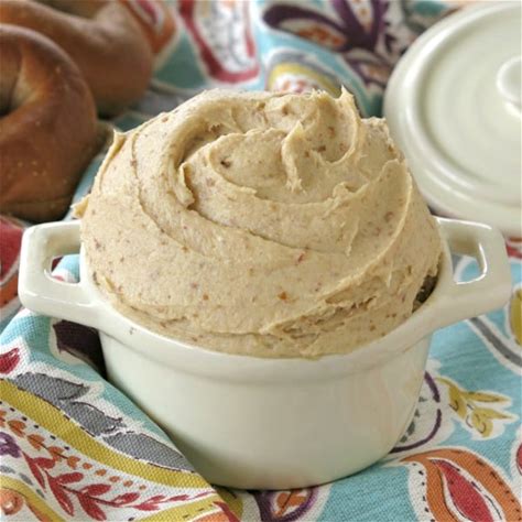healthy-cream-cheese-date-frosting-the-dinner-mom image