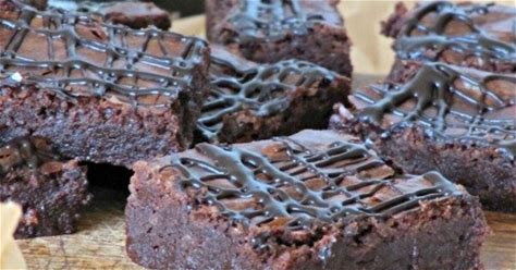chocolate-guinness-stout-brownies-with-a-chocolate image