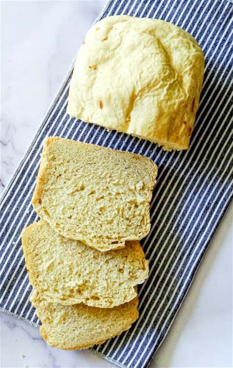 bread-machine-garlic-bread-recipe-tasty-oven image
