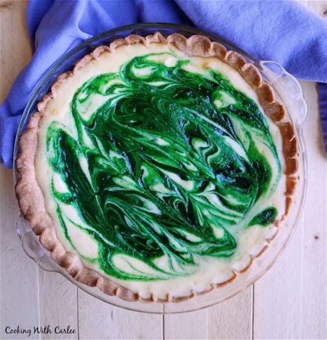 kiwi-and-cream-pie-cooking-with-carlee image