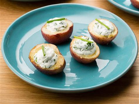 baby-potatoes-with-creamy-goat-cheese-and-fine image
