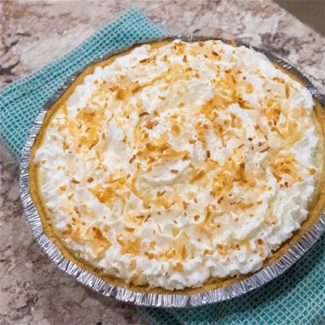 icarly-coconut-cream-pie-no-bake-recipe-la-cooquette image